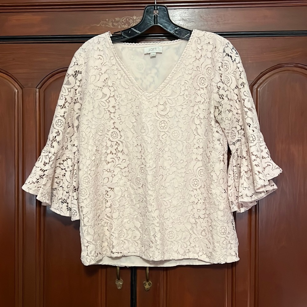 Loft Lace Overlay Lined Ruffled Sleeved Flared Sleeve Top Size XS